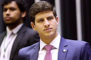 Recife: João Campos autoriza contratação de 745 profissionais da saúde para atuação na vacinação contra o coronavírus