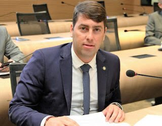 Recife | Projeto do vereador Samuel Salazar prevê multa para estabelecimento de ensino que promover discriminação contra criança e adolescente Recife | Projeto do vereador Samuel Salazar prevê multa para estabelecimento de ensino que promover discriminação contra criança e adolescente