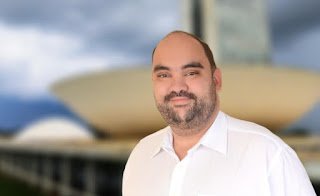 Coluna Fornalha do Direito | É melhor “Ja ir” se acostumando? Ou o que importa é o poder? – Por Francisco Santana Coluna Fornalha do Direito | É melhor “Ja ir” se acostumando? Ou o que importa é o poder? – Por Francisco Santana
