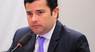 Solicitação de Eduardo da Fonte avança e remédio mais caro do mundo pode ter desconto de R$ 2 milhões em Pernambuco Solicitação de Eduardo da Fonte avança e remédio mais caro do mundo pode ter desconto de R$ 2 milhões em Pernambuco