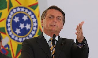 Bolsonaro encerra coletiva após pergunta sobre quebra de sigilo anulada de Flávio