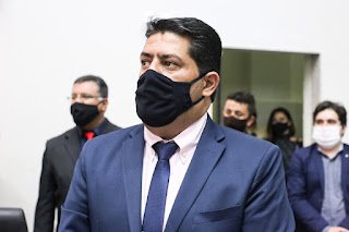 Garanhuns | MPPE estabelece prazo de 10 dias para presidente da Câmara exonerar sobrinho; vereador diz que nomeação é legal e promotor rebate Garanhuns | MPPE estabelece prazo de 10 dias para presidente da Câmara exonerar sobrinho; vereador diz que nomeação é legal e promotor rebate