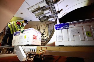 Pernambuco recebe mais 110.800 vacinas contra a Covid-19
