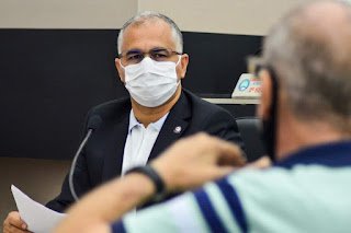 Gravatá | Vereador se reúne com donos de academias e apresenta projeto de Lei que defende atividades físicas durante lockdown Gravatá | Vereador se reúne com donos de academias e apresenta projeto de Lei que defende atividades físicas durante lockdown