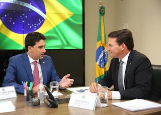 Ministro João Roma e Silvio Costa Filho discutem ações para os municípios de Pernambuco