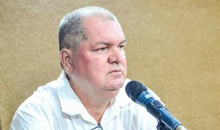 Saúde: Neném de Uruçu solicita sanitização da Praça da Matriz; medida visa combater agentes causadores de doenças