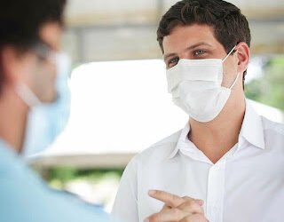 João Campos anuncia vacinação para trabalhadores da saúde de todos os hospitais do Recife