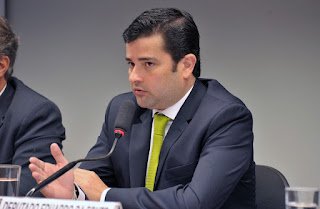 Eduardo da Fonte defende prioridade no primeiro grupo para profissionais de Segurança Pública na imunização contra a Covid-19