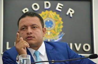 Gravatá | Reeleito presidente da Câmara, Léo do Ar demonstra força e impõe derrota ao grupo do PSB