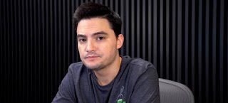 Felipe Neto é intimado a depor por chamar Bolsonaro de ‘genocida’