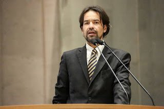 Diogo Moraes alerta para impacto da pandemia na saúde mental da população Diogo Moraes alerta para impacto da pandemia na saúde mental da população