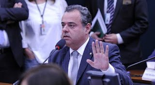 5° reajuste do ano: Danilo Cabral pede convocação de ministro para discutir alta de preços dos combustíveis