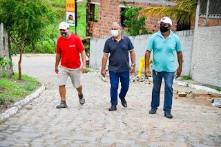 Gravatá | Vereador presente: Em Mandacaru, Cabritinha fiscaliza ações da Prefeitura e ouve demandas da população Gravatá | Vereador presente: Em Mandacaru, Cabritinha fiscaliza ações da Prefeitura e ouve demandas da população