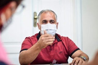 Gravatá | Em reunião com o prefeito, Cabritinha debate políticas públicas em prol dos animais abandonados