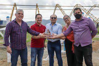 André Ferreira entrega poço que vai beneficiar 10 mil pessoas em distritos de Pombos