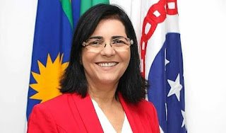 Cristiane Oliveira cobra e prefeitura de Cortês sinaliza entrega de kits da merenda escolar; vereadora também solicitou distribuição de cestas básicas para famílias carentes