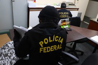 Operação da PF investiga desvio de recursos públicos na Secretaria de Educação de Petrolina