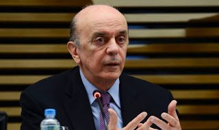 Senador José Serra é internado com covid-19 em São Paulo