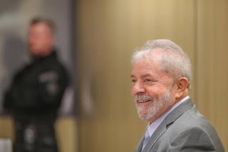 Livre em mais uma: Justiça absolve Lula em ação que investigava caso de corrupção na Zelotes