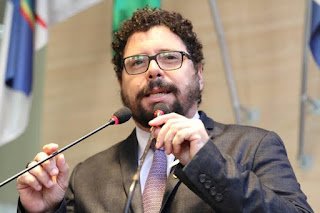 Ivan Moraes questiona tramitação de Reforma da Previdência do Recife em caráter de urgência