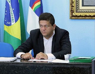 Seguindo exemplo do Recife, Câmara de Olinda abre licitação de quase meio milhão de reais para contratação de serviços de telefone móvel