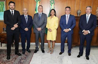 Ciro Nogueira se diz feliz ao aceitar convite de Bolsonaro: “honrosa missão”; Senador destacou união entre ministros, liderança do presidente e afagou Arthur Lira: “querido amigo”