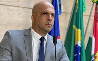Anderson Correia faz pedido de informação sobre os procedimentos usados para a coleta de resíduos sólidos em Caruaru