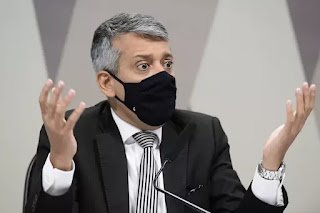 Presidente da CPI dá voz de prisão a ex-diretor de Logística do Ministério da Saúde