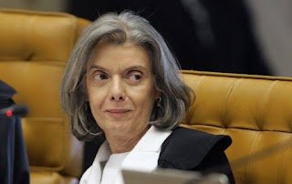 Cármen Lúcia rejeita ação que tentava obrigar Lira a analisar impeachment de Bolsonaro