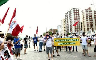 Manifestações contra o governo Bolsonaro têm baixa adesão em todo o país