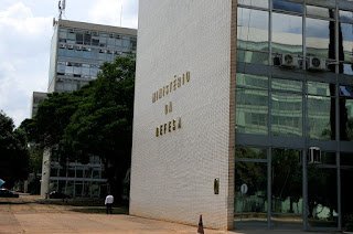 Ministério da Defesa fica com maior parte dos novos investimentos do Orçamento de 2022