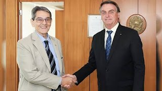 PTB apresenta proposta de filiação a Bolsonaro