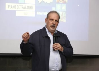 Armando: oposição dá sinal de vitalidade