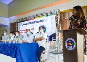 MPPE firma parceria com Gravatá em assinatura do termo de cooperação do Orelhão Digital na Câmara Municipal da cidade