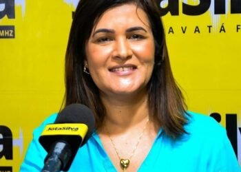 Opinião • Gildo Dias dá tiro no pé ao demitir Vivian Quental; ex-secretária de Saúde é esposa de Dr. Marcílio, vice-prefeito