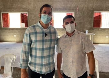 Gravatá | No STTR, Zé Mário e Túlio Gadelha participam de encontro com professores e agricultores