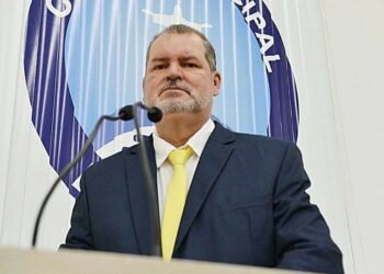 Pedido atendido: Sítio Candeeiro já recebe manutenção nas estradas vicinais; pedido de Neném de Uruçu também inclui outras 5 localidades de Gravatá