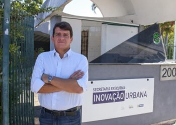 Alcides Cardoso denuncia abandono de imóvel na Rua da Aurora e cobra solução à Prefeitura do Recife