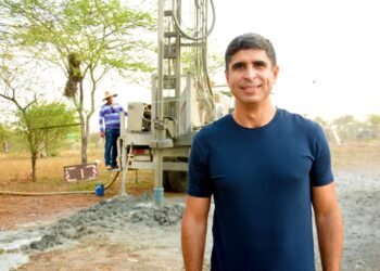 Erick Lessa destina meio milhão de reais para perfuração de poços no Agreste
