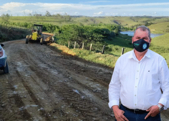 Gravatá: Prefeitura atende pedido de Neném de Uruçu e estrada que liga Mandacaru à Uruçu-Mirim recebe manutenção