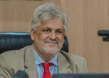 Recife: Osmar Ricardo cobra a João Campos Projeto de Lei do Executivo sobre o reajuste dos servidores municipais