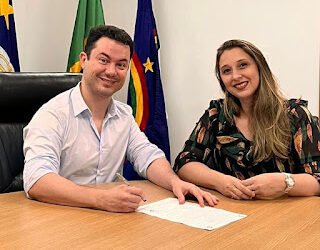 Clodoaldo abona ficha de Maira Vilar no PV