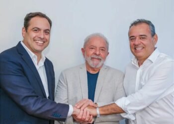 Com Paulo Câmara, Danilo Cabral se reúne com Lula em São Paulo e demonstra confiança para as eleições deste ano