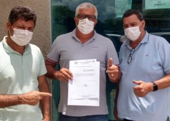 Vereadores cobram respostas da Compesa sobre o abastecimento em Chã Grande Vereadores cobram respostas da Compesa sobre o abastecimento em Chã Grande