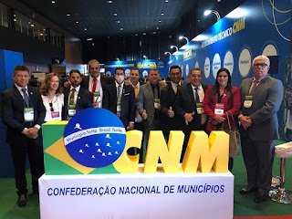 Vereadores, vice e prefeito de Chã Grande participam de evento nacional em Brasília
