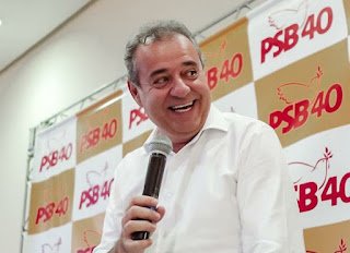 PSB otimista com reforços para levar pré-campanha de Danilo a todo Estado PSB otimista com reforços para levar pré-campanha de Danilo a todo Estado