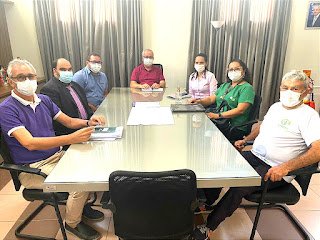 Gravatá: em reunião com o prefeito Padre Joselito, Leandro do Transporte Alternativo defende pauta da comunidade católica Gravatá: em reunião com o prefeito Padre Joselito, Leandro do Transporte Alternativo defende pauta da comunidade católica