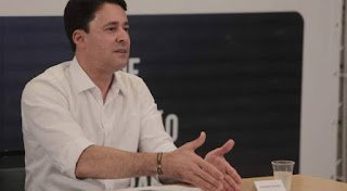 Ministério Público Eleitoral processa Anderson Ferreira por propaganda eleitoral antecipada e pede aplicação de multa no valor de R$ 100 mil