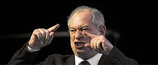 Ciro chama eleitores de Bolsonaro de “nazistas”