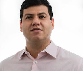 Chã Grande: em nova ação, Djailton Pires distribui meia tonelada de alimentos para famílias de baixa renda